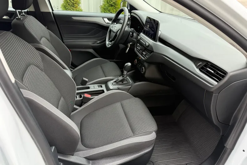 Ford Focus din 2022 cu 30.545 km - oferta FOR206638 - foto 19