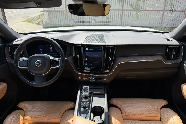 Volvo XC60 din 2022 cu 80.762 km - oferta VOL206640 - foto 5