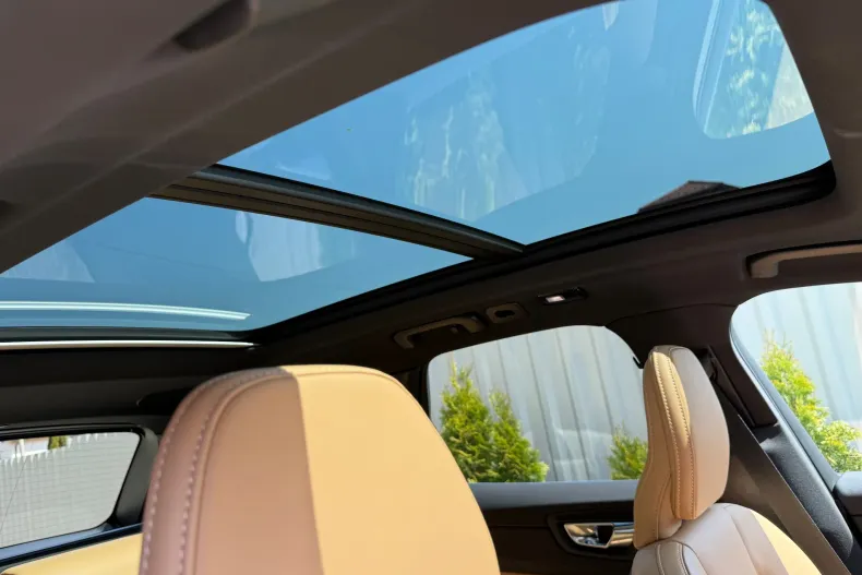 Volvo XC60 din 2022 cu 80.762 km - oferta VOL206640 - foto 6