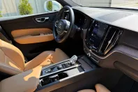 Volvo XC60 din 2022 cu 80.762 km - oferta VOL206640 - foto 23