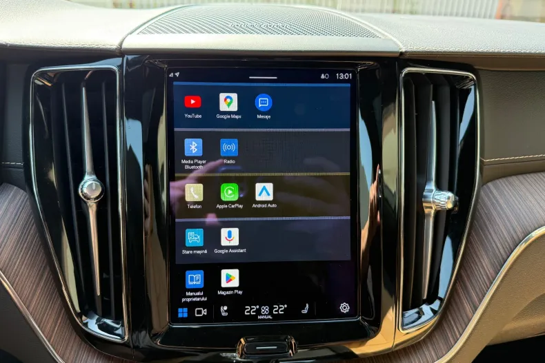 Volvo XC60 din 2022 cu 80.762 km - oferta VOL206640 - foto 29