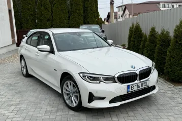 BMW 330e din 2022 - oferta BMW206641