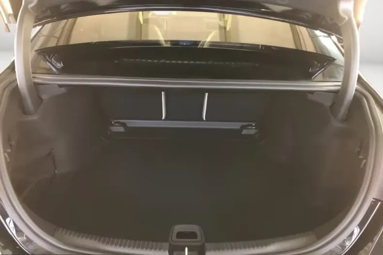 Mercedes-Benz C 200 (Clasa C) din 2026 cu 3.500 km - oferta MER206644 - foto 12