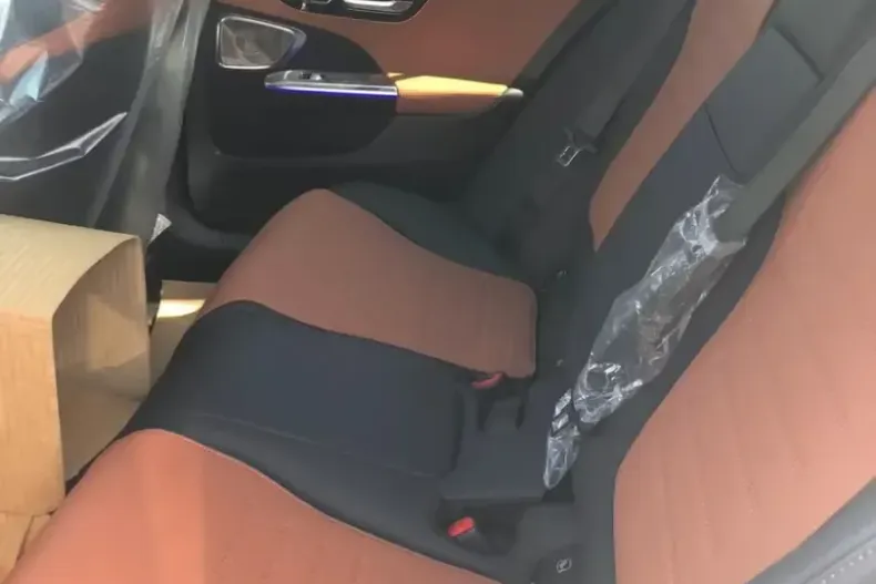 Mercedes-Benz C 200 (Clasa C) din 2026 cu 0 km - oferta MER206645 - foto 4