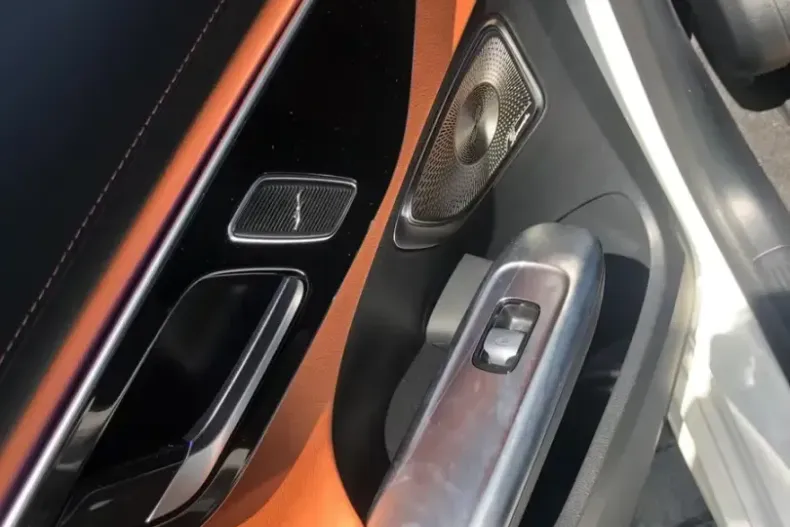 Mercedes-Benz C 200 (Clasa C) din 2026 cu 0 km - oferta MER206645 - foto 6