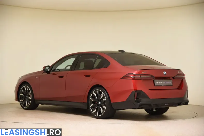 BMW 540 (Seria 5) din 2025 cu 5.500 km - oferta BMW206672 - foto 3