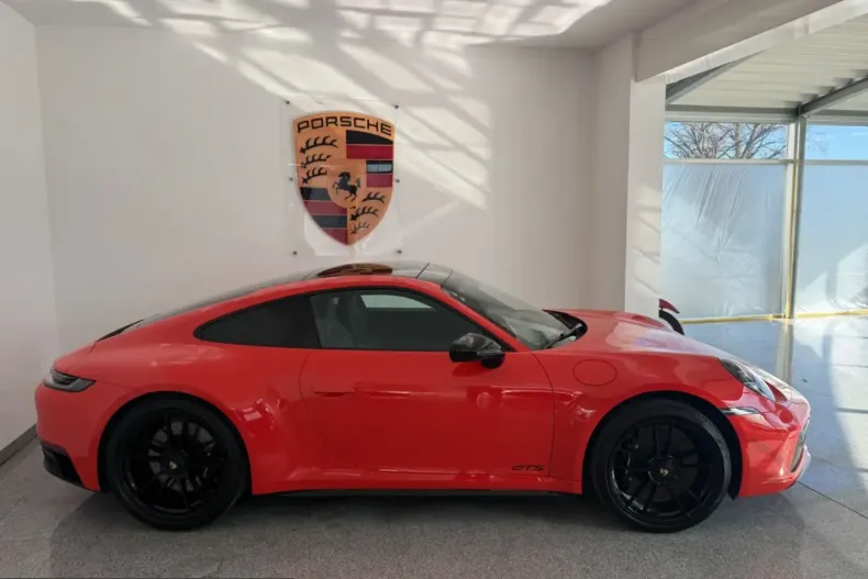Porsche 992 din 2022 cu 29.670 km - oferta POR206681 - foto 3