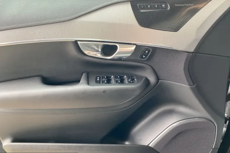 Volvo XC90 din 2022 cu 93.750 km - oferta VOL206682 - foto 17