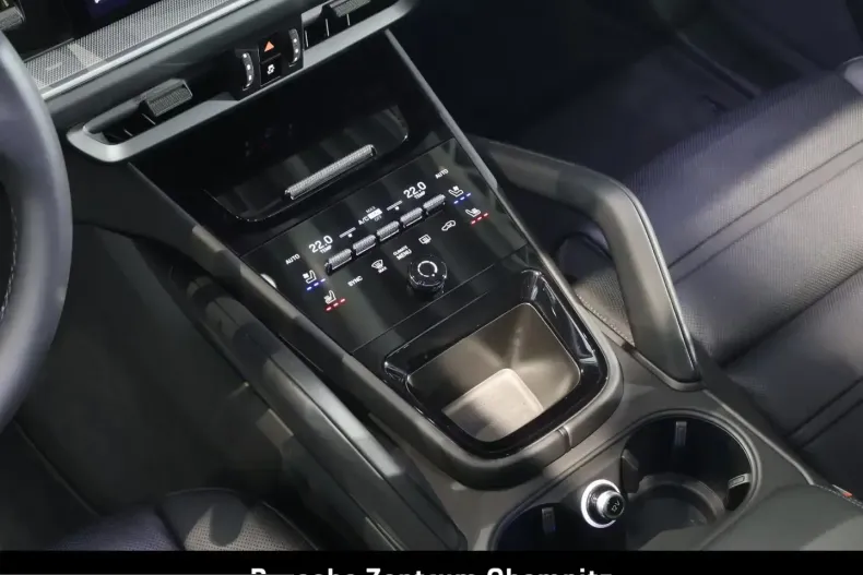 Porsche Cayenne din 2024 cu 23.350 km - oferta POR206683 - foto 19