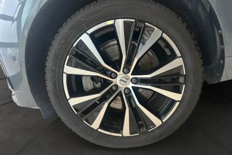 Volvo XC60 din 2023 cu 39.730 km - oferta VOL206684 - foto 8