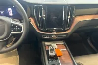 Volvo XC60 din 2023 cu 39.730 km - oferta VOL206684 - foto 10