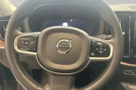 Volvo XC60 din 2023 cu 39.730 km - oferta VOL206684 - foto 11