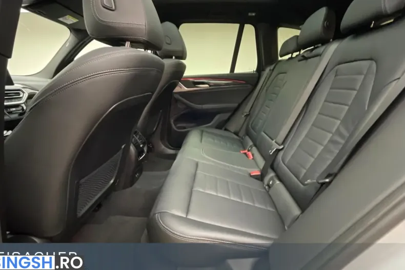 BMW X3 (Seria X) din 2024 cu 17.962 km - oferta BMW206689 - foto 4