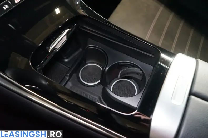 Mercedes-Benz GLC 200 (Clasa GLC) din 2023 cu 42.272 km - oferta MER206691 - foto 24