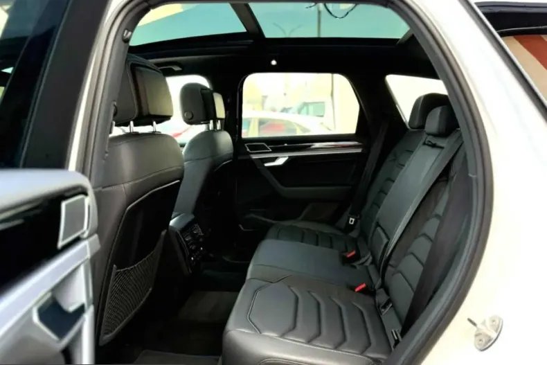 Volkswagen Touareg din 2022 cu 144.000 km - oferta VOL206693 - foto 18