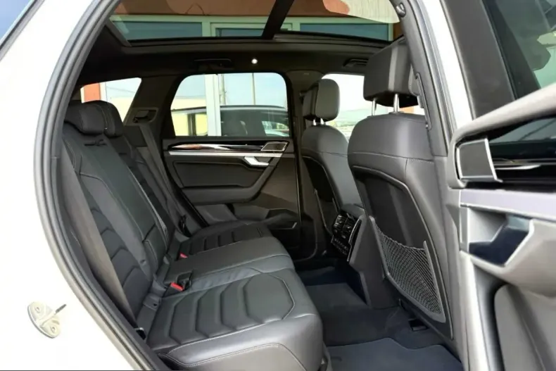 Volkswagen Touareg din 2022 cu 144.000 km - oferta VOL206693 - foto 19