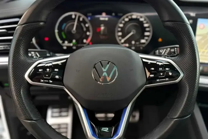 Volkswagen Touareg din 2022 cu 144.000 km - oferta VOL206693 - foto 25