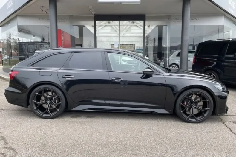 Audi RS6 din 2025 cu 14.900 km - oferta AUD206701 - foto 1