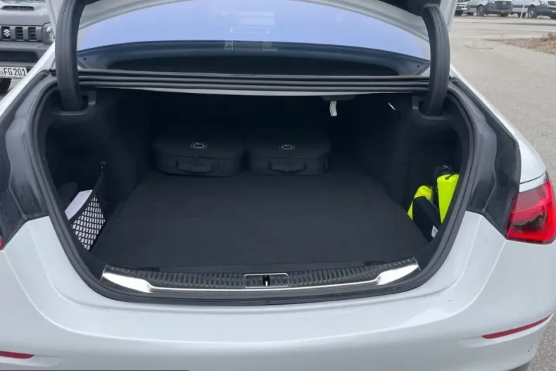 Mercedes-Benz S 580 (Clasa S) din 2025 cu 30.840 km - oferta MER206703 - foto 15