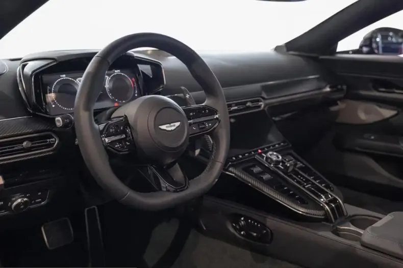 Aston Martin V8 Vantage din 2026 cu 50 km - oferta AST206705 - foto 13