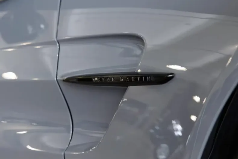 Aston Martin V8 Vantage din 2026 cu 50 km - oferta AST206705 - foto 25