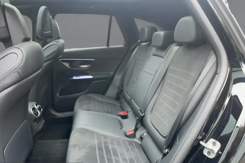 Mercedes-Benz GLC 300 (Clasa GLC) din 2024 cu 32.429 km - oferta MER206707 - foto 8