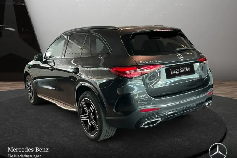 Mercedes-Benz GLC 300 (Clasa GLC) din 2024 cu 10.831 km - oferta MER206709 - foto 10