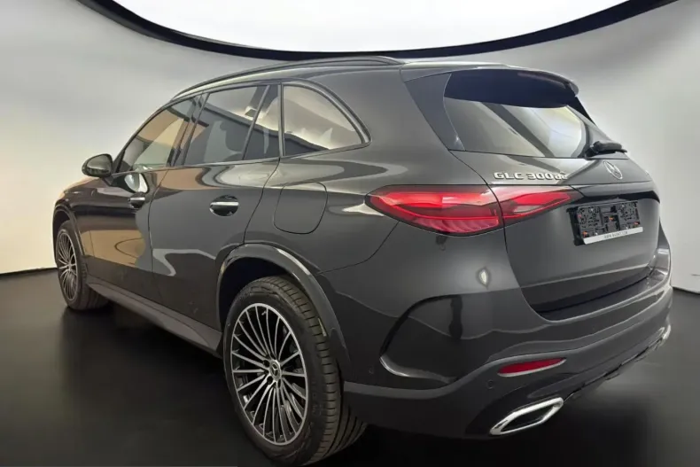 Mercedes-Benz GLC 300 (Clasa GLC) din 2023 cu 37.000 km - oferta MER206715 - foto 5