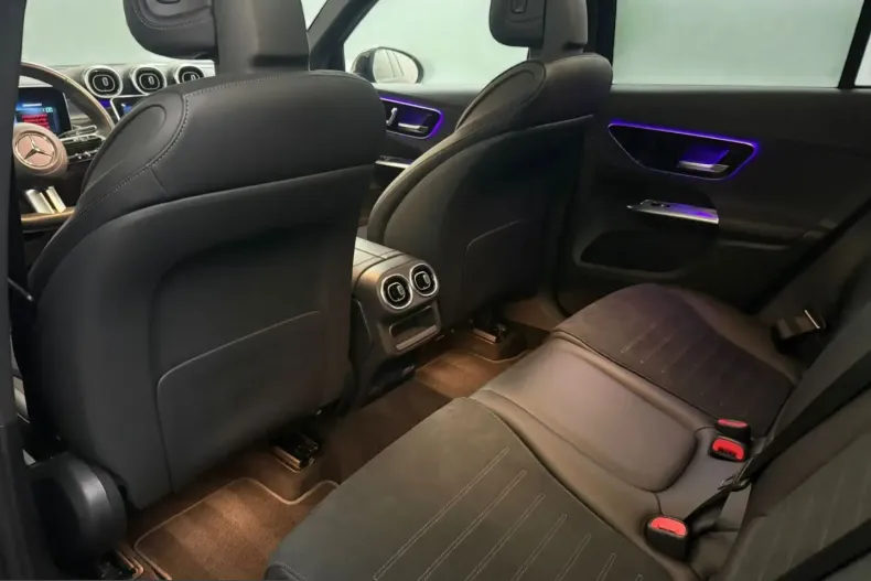 Mercedes-Benz GLC 300 (Clasa GLC) din 2023 cu 37.000 km - oferta MER206715 - foto 15