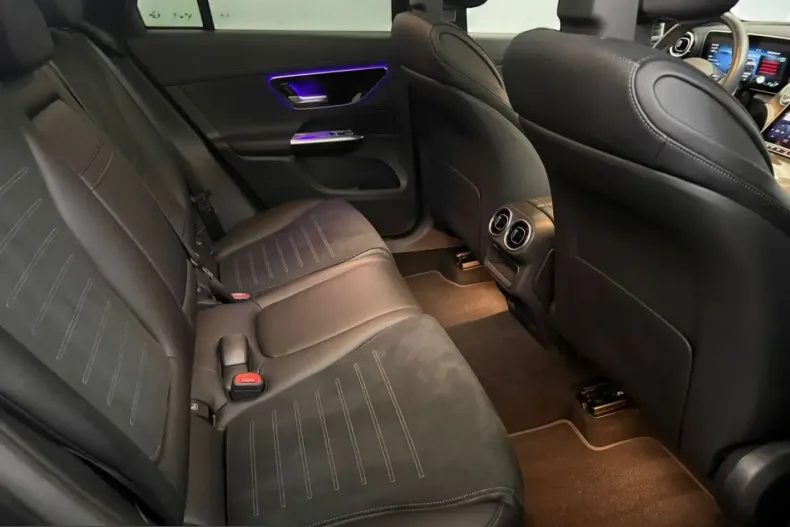 Mercedes-Benz GLC 300 (Clasa GLC) din 2023 cu 37.000 km - oferta MER206715 - foto 20