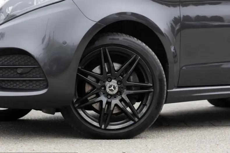 Mercedes-Benz V 300 (Clasa V) din 2024 cu 68.481 km - oferta MER206720 - foto 5