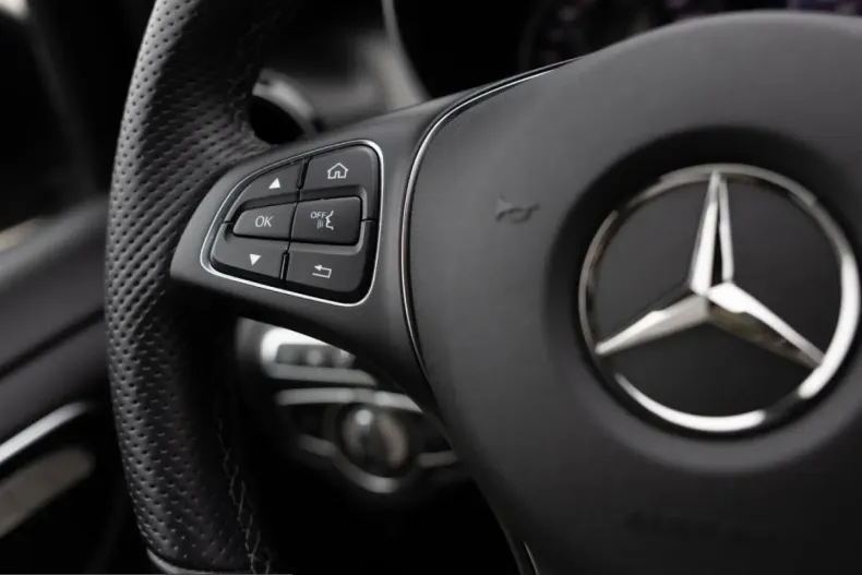 Mercedes-Benz V 300 (Clasa V) din 2024 cu 68.481 km - oferta MER206720 - foto 16