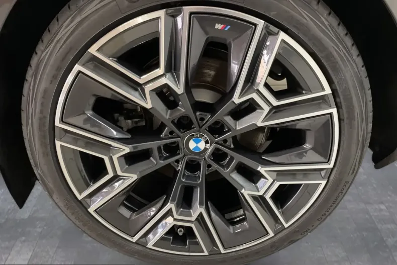 BMW 520 (Seria 5) din 2025 cu 24.728 km - oferta BMW206728 - foto 11