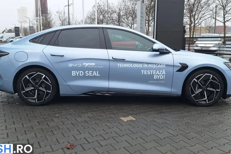 BYD Seal din 2025 cu 14.250 km - oferta BYD206729 - foto 4