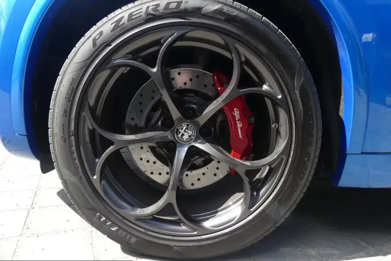 Alfa Romeo Stelvio din 2023 cu 22.545 km - oferta ALF206730 - foto 16