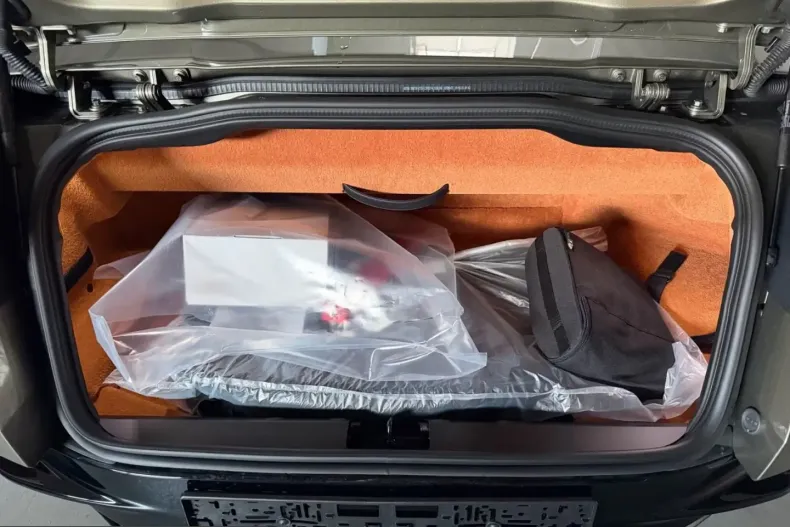 Aston Martin DB12 din 2026 cu 50 km - oferta AST206732 - foto 11