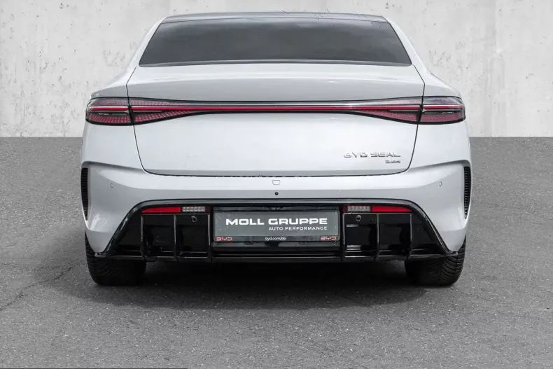 BYD Seal din 2025 cu 11.891 km - oferta BYD206736 - foto 4