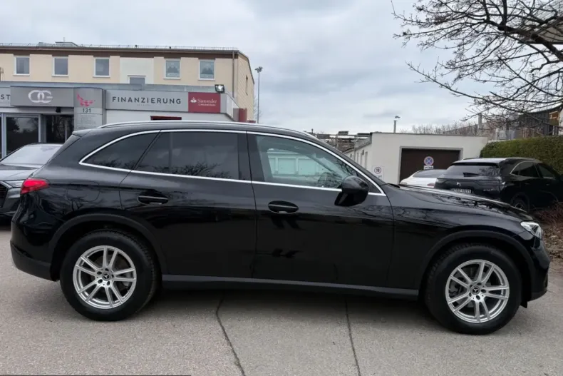 Mercedes-Benz GLC 200 (Clasa GLC) din 2024 cu 32.232 km - oferta MER206740 - foto 6