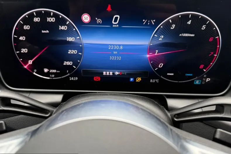 Mercedes-Benz GLC 200 (Clasa GLC) din 2024 cu 32.232 km - oferta MER206740 - foto 17