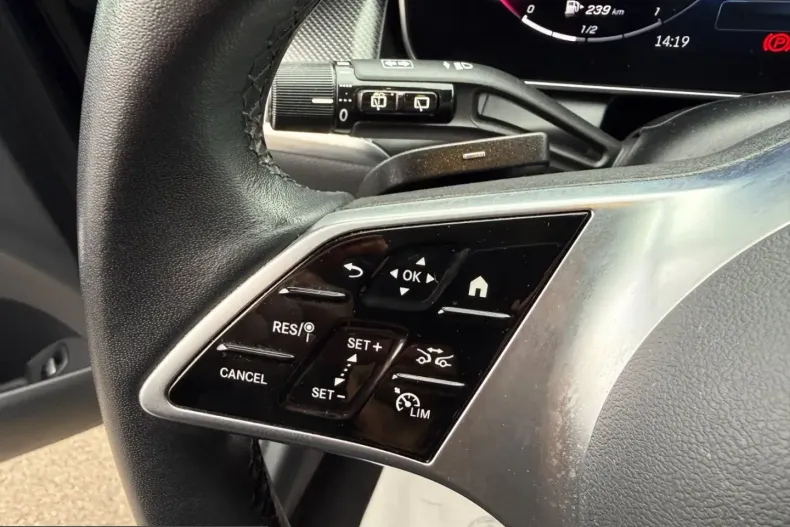 Mercedes-Benz GLC 200 (Clasa GLC) din 2024 cu 32.232 km - oferta MER206740 - foto 18