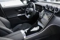 Mercedes-Benz GLC 300 (Clasa GLC) din 2024 cu 25.867 km - oferta MER206741 - foto 3