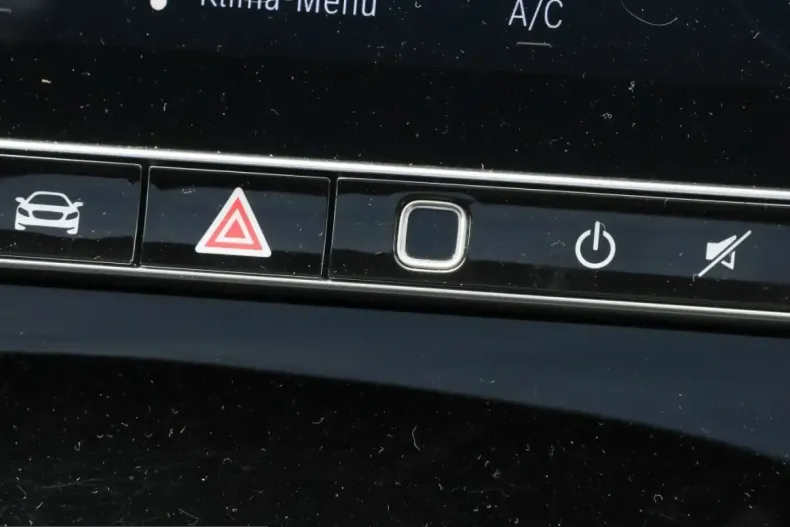 Mercedes-Benz GLC 300 (Clasa GLC) din 2024 cu 25.867 km - oferta MER206741 - foto 11