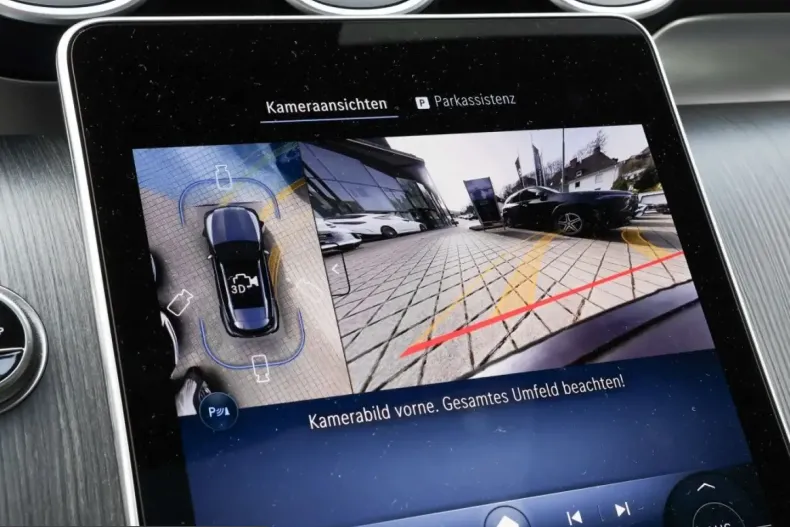 Mercedes-Benz GLC 300 (Clasa GLC) din 2024 cu 25.867 km - oferta MER206741 - foto 18