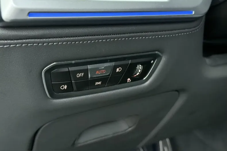 BMW XM (Seria X) din 2023 cu 106.442 km - oferta BMW206743 - foto 10