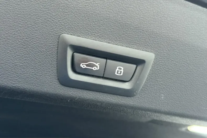 BMW XM (Seria X) din 2023 cu 106.442 km - oferta BMW206743 - foto 19