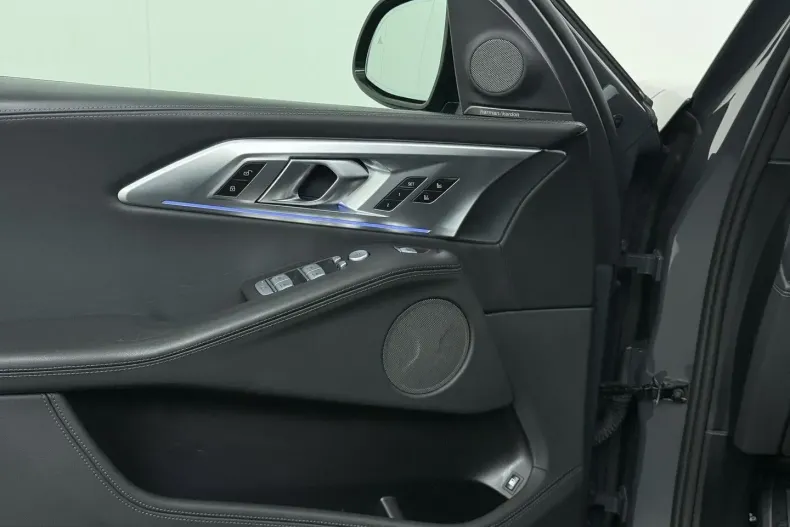 BMW XM (Seria X) din 2023 cu 106.442 km - oferta BMW206743 - foto 22