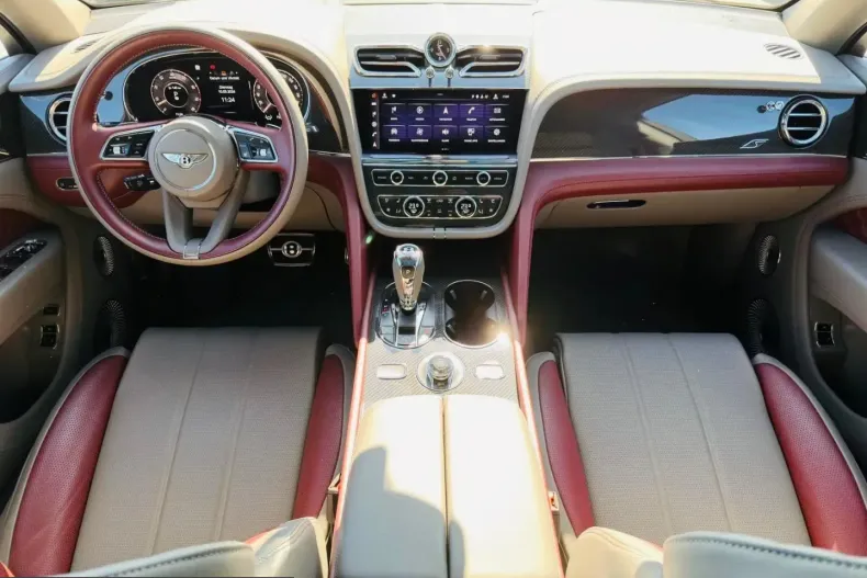 Bentley Bentayga din 2024 cu 7.300 km - oferta BEN206749 - foto 10