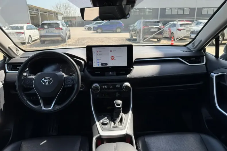 Toyota RAV4 din 2023 cu 62.732 km - oferta TOY206753 - foto 18