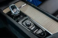 Volvo XC60 din 2021 cu 102.964 km - oferta VOL206755 - foto 21