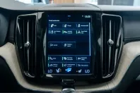 Volvo XC60 din 2021 cu 102.964 km - oferta VOL206755 - foto 24